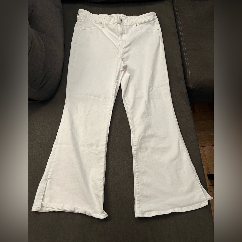 American Eagle white flare jeans